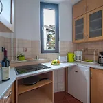 Free Parking, Ac, Wifi In The Center Apartman *