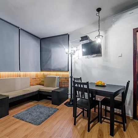Free Parking, Ac, Wifi In The Center Apartamento